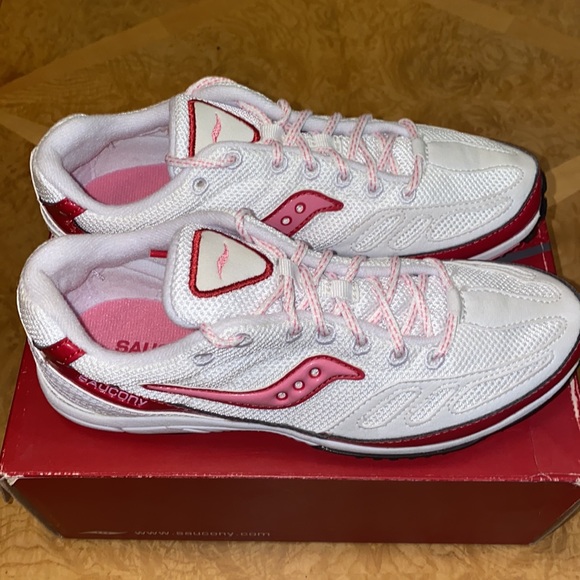 NWOB!! Saucony Kilkenny XC Track & Field Spike Shoes Size 6 - Picture 3 of 7